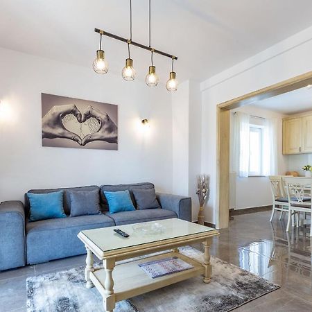Mp Luxury Holiday Home With Swimming Pool Zadar Ngoại thất bức ảnh